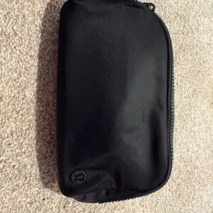 Lululemon Everywhere Belt Bag (NWT)